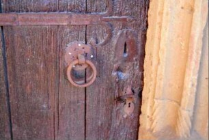 Detail Kirchentür: Beschläge