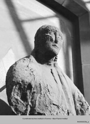 Apostel-Statue