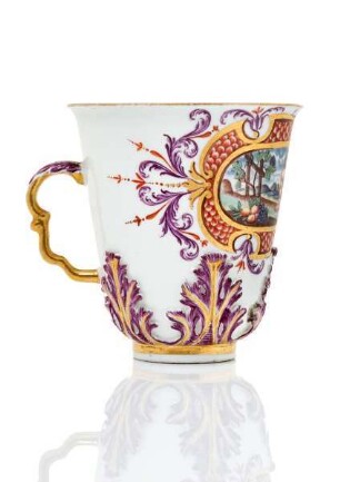 Tasse mit allegorischer Darstellung des Herbstes