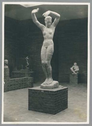 Morgen, 1925, Gips