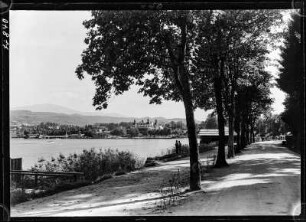 Österreich, Velden am Wörther See. Ortsansicht mit Wörthersee