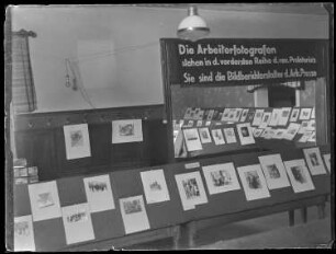 Ausstellung der Ortsgruppe Heidenau der Vereinigung der Arbeiterfotografen Deutschlands in den Räumen des Kulturkartells an der Rennbahn Heidenau, 3.-5. Dezember 1932