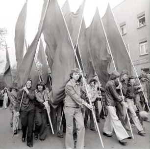 Wurzen. Fahnenträger am 1. Mai