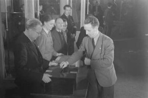 Die erste Tagung und Wahl der Jugendorganisation Freie Deutsche Jugend (FDJ)