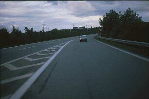 Ausfahrt aus Nebenfahrbahn Süd (Schaffhausen Richtung AK Hegau) zu Hauptfahrbahn Süd (Schaffhausen Richtung AK Hegau)