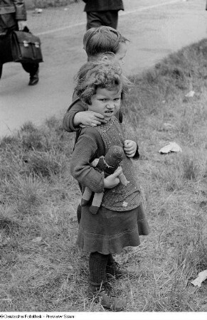 Porträt von zwei Kindern
