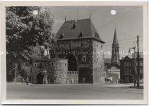 Aachen, Ponttor und Kirche Heilig Kreuz