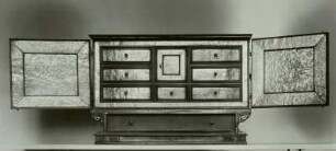 Kabinettschrank