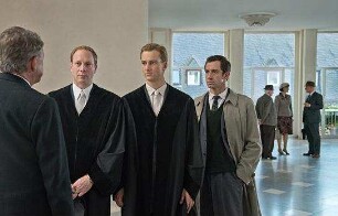 Im Labyrinth des Schweigens