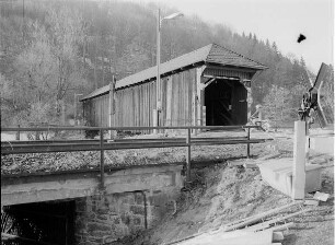 Hennersdorf, Gedeckte Holzbrücke, erb. 1837
