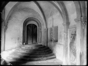 Bronnbach Kloster Klosterkirche (1157-1222) Ansicht Kreuzgang Nordostecke mit Portal zur Kirche