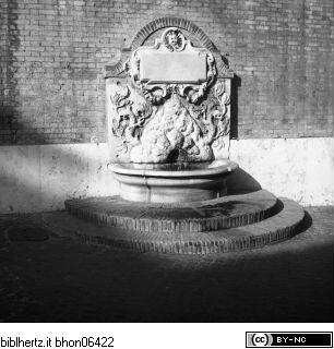 Fontana delle Api