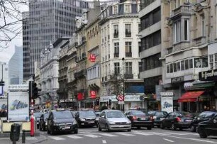 Brüssel - Straßenverkehr : Straßenverkehr am Boulevard Anspach, aufgenommen am 30. März 2010 in Brüssel