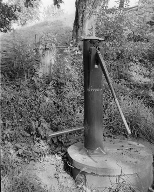 Eschdorf, Kr. Dresden, Handschwengelpumpe