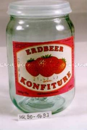 Glas für ERDBEER KONFITÜRE