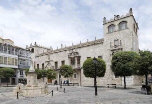 Palacio de los Condestables de Castilla