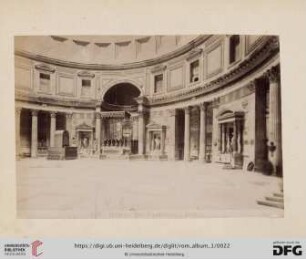 925 Interno del Pantheon - Roma