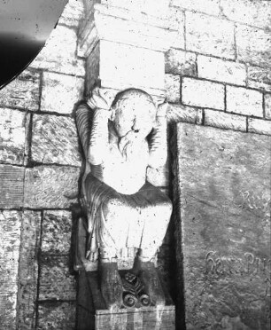 Königslutter am Elm, Stiftskirche St. Peter und Paul, Konsoilfigur