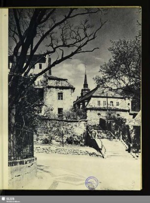 16 Stufen an der Michaeliskirche
