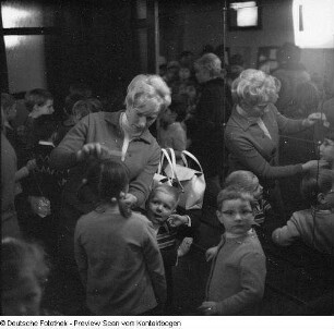 Theater der Jungen Generation; Nasradin mit Wunderlampe; Junge Zuschauer
