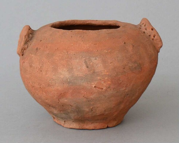 Clay vessel