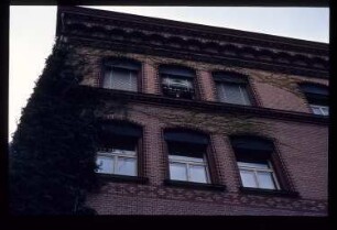 Diapositive: Lausitzer Str. 41, 1983