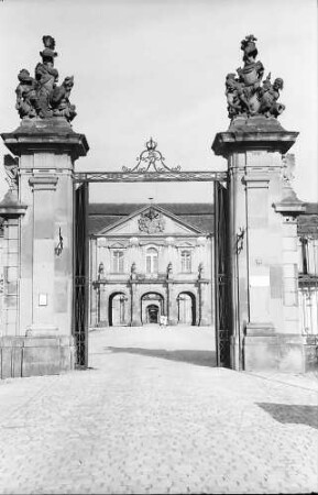 Ludwigsburg: Westportal des Residenzschlosses