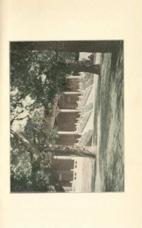 Entrance of the tomb of Confucius