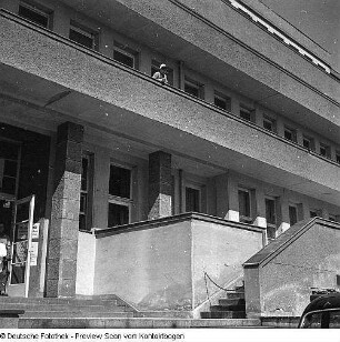 Junge Sanitäter Schwesternschule
