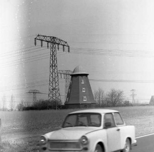 Altlandsberg-Seeberg, An der Mühle 40. Holländermühle. Straßenansicht