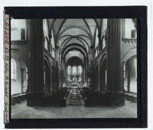 Köln, St. Aposteln : Innenansicht, Blick nach O
