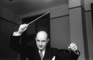 Bukarest: Athenäum, Georg Georgescu dirigiert