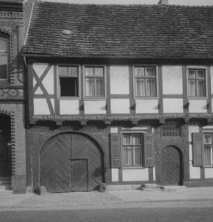 Tangermünde. Fachwerkhaus Kirchstraße 23
