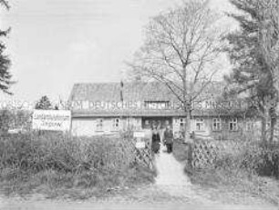 Landambulatorium Jagow dient der ärtzlichen Versorgung der LPG Bandelow (Kr. Strausberg)