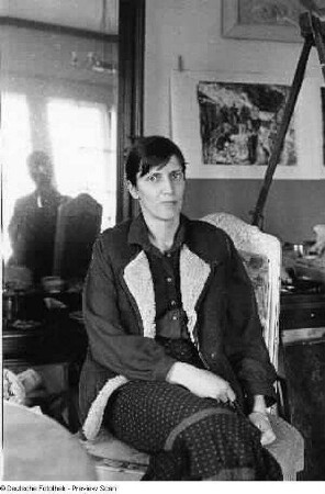 Die Malerin und Grafikerin Sibylle Leifer in ihrem Atelier in Dresden
