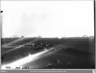 Internationale Luftschiffahrt-Ausstellung: Flugplatz Rebstock mit Luftschiff Zeppelin