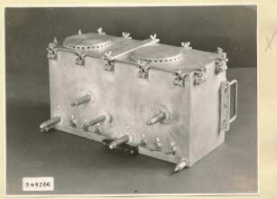 Normalfeldgenerator HF 2849, HF-Teil geschlossen, Foto 1954