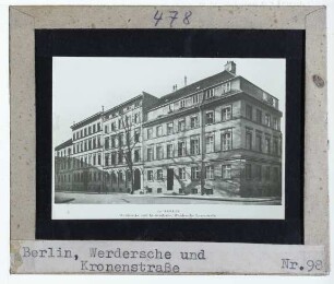 Häuserzeile in der ehemaligen Werderschen Rosenstraße (GEO[lat,long]: 52.51628,13.397127)