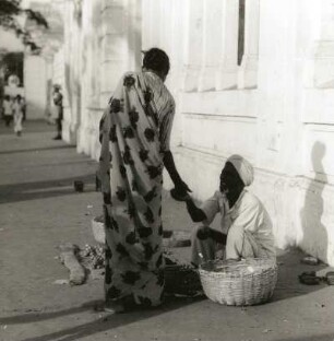 Indien. Straßenhändler in Madras