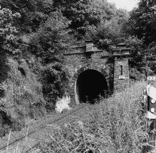 Tunnelportale der Aartalbahn; Bad Schwalbach, Eisenbahn, Herbach, Burgwald, Burgfeld, Aarstraße, Aar (Gew.II)