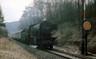 Niederstetten Lok 023 029 Nahverkehrszug B4yg-Wagen