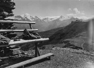 Schmittenhöhe : Blick vom Berggipfel über die Schmittenhöhe (ca. 1965m).