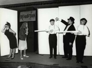 Kein schöner Land. Peter Herzog, Alexander Welbat, Siegrid Hackenberg, Dieter Kursawe, Doris Bierett]