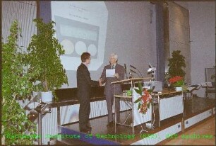 Jahresempfang 1999 des Forschungszentrums Karlsruhe (FZK) in der Aula des Fortbildungszentrums für Technik und Umwelt (FTU)
