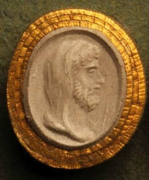 Profilkopf des bärtigen Pluto, geschleiert (Daktyliothek, Erstes Mythologisches Tausend)