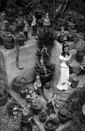 Sasbach: Gartenzwerge im Lokal