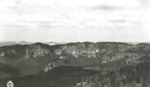 Sächsische Schweiz. Schmilkaer Kessel (Heringsgrund). Blick von der Kipphornaussicht nach Nordwest
