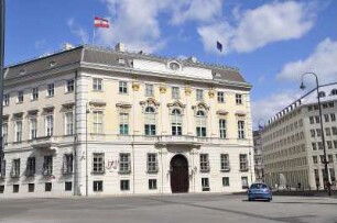 Bundeskanzleramt : Blick auf das Bundeskanzleramt am Ballhausplatz. Aufgenommen in Wien am 5. September 2009