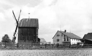 Großhennersdorf-Neundorf. Günther-Mühle, Bockwindmühle und Gehöft