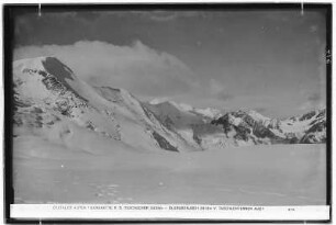 Ötztaler Alpen Bergkette von der Taschachspitze (3438 Meter). Ölgrubenjoch (3013 Meter) vom Taschachferner aus